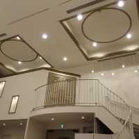 階段入場