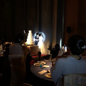 プラン内演出のケーキ入刀|693485さんのホテルオークラ福岡の写真(2058943)