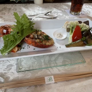 お肉とオマール海老のグラタン京野菜