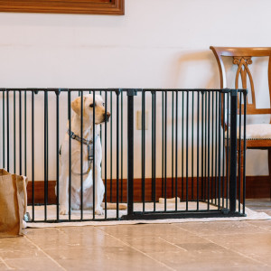 ロビーに愛犬スペース。スイーツブッフェはロビーに設けました。|693498さんの軽井沢倶楽部 有明邸の写真(2404128)