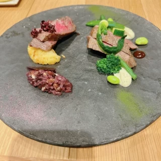 お肉料理