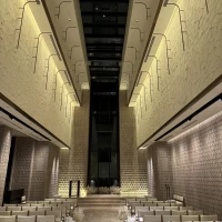 夜のチャペル