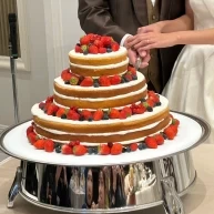 ウェディングケーキ