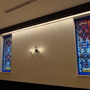 上品なデザインのステンドグラスから自然光が入る|693945さんのホテルモントレ銀座の写真(2085658)