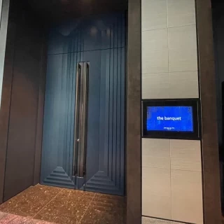 披露宴会場入り口