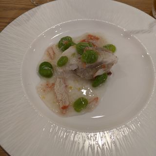 真鯛と蓮根のガレット。白ワインヴァブール。蟹と柚子の葛餡仕立
