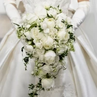 薔薇とライラック、ハゴロモジャスミンのブーケ
