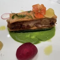 前菜・完熟アボカドと鶏のアッフェタート