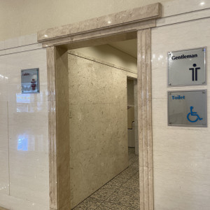 トイレの入り口です|694627さんのウェディングスホテル・ベルクラシック東京の写真(2083327)