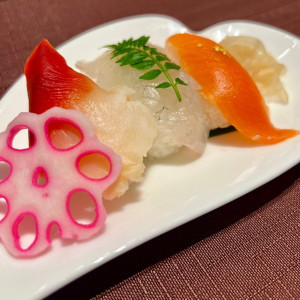 コース 麗で出たお寿司です。|694717さんのハミングプラザVIP新潟の写真(2070416)