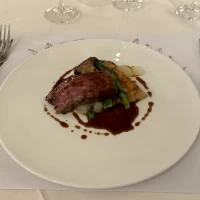 お肉は柔らかく、油の乗り具合が絶妙で大満足でした