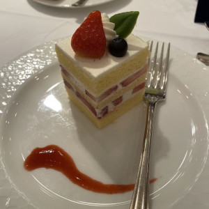 ウエディングケーキ（配布）|694822さんのホテルオークラ神戸の写真(2071205)