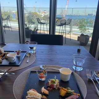 ブライダルフェアの試食料理の写真