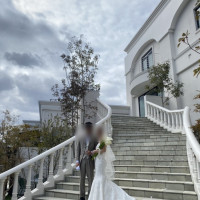 40人くらいのゲストが階段とその下に並んでちょうど良かった