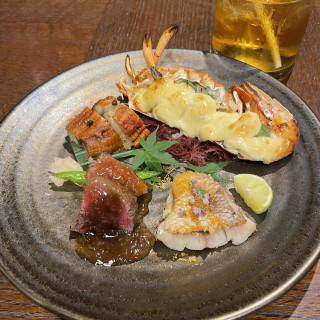 申し込み前の試食
料理はハズレがなくどれも美味しいです！