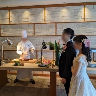 お肉を切ってもらうパフォーマンス