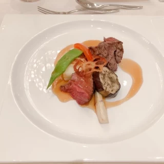 メイン