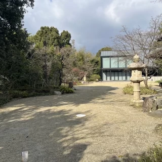 奥にある建物が式場でした。