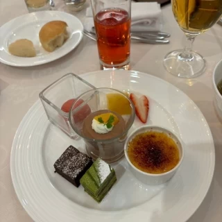 スイーツビュッフェ