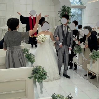 退場の様子 フラワーシャワー可