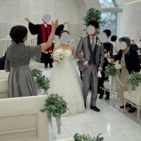 退場の様子 フラワーシャワー可