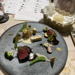 メイン