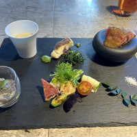 ブライダルフェアの試食。ワンプレートで当日の料理が食べられる