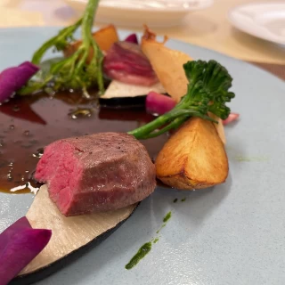 コース料理のお肉