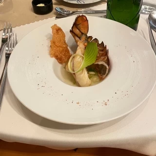 お魚料理です