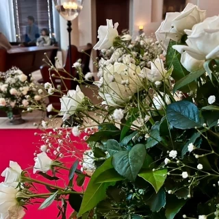 挙式会場のお花はプラン内です