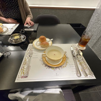 試食会でいただいたスープとパン。