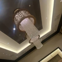 披露宴会場のシャンデリア