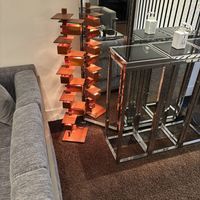 ロビーの様子、アルコールスプレーもありました！