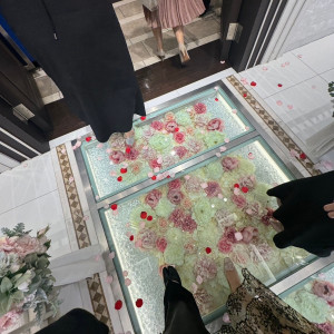 チャペルの床が芍薬の花でとても可愛かったです。|697217さんのラグナヴェール 東京（LAGUNAVEIL TOKYO）の写真(2100969)