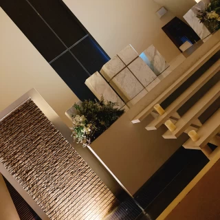 水の音が心地よい挙式会場