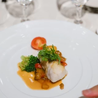 魚料理　スズキ