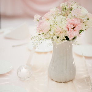 ゲストテーブル装花です|697404さんのアーフェリーク迎賓館 大阪の写真(2094830)