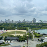 チャペルから大阪城公園が見渡せます