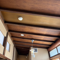 2回待合室前の廊下　家屋の雰囲気たっぷりです