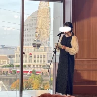 友人スピーチをやりましたが、
2人との距離感が良かったです