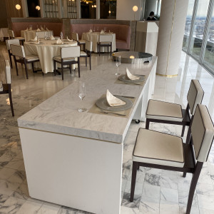高砂のテーブルデザインが素敵でした。変更もできます。|697927さんのSAKURA SKY PALACE（サクラスカイパレス）の写真(2099336)