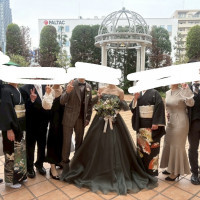 披露宴会場に併設してるガーデン。屋根なし。