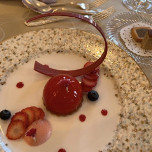 ルビーチョコレートのムースと赤い果実のマリアージュ|698024さんの名古屋マリオットアソシアホテルの写真(2105344)