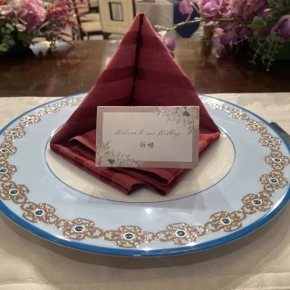 お皿も素敵で好みのものに変更可能