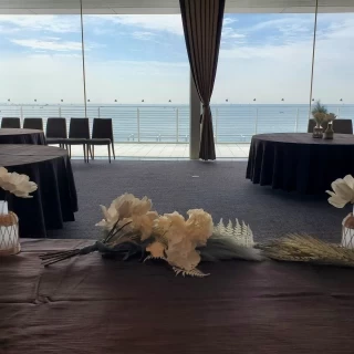 披露宴会場高砂からの写真