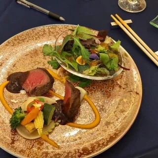 奥羽牛フィレ肉ロースト 旬野菜ブレゼ 季節のサラダ添え