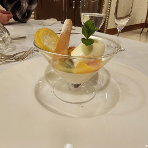 シャーベットとフルーツがあっておいしいです。|698671さんの名古屋東急ホテルの写真(2113855)