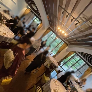 緑が見える会場