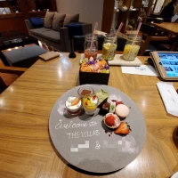 試食のケーキ。見た目可愛く味も美味しかったです。