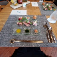試食の前菜ワンプレート。